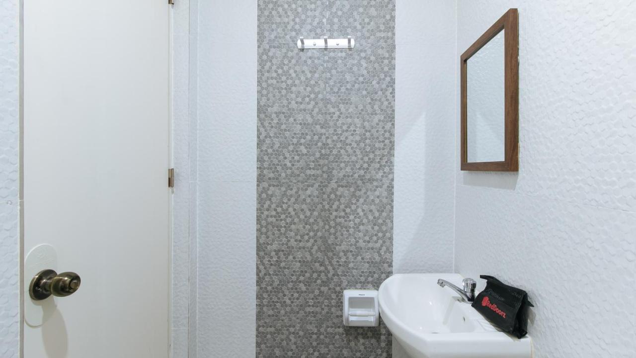 Reddoorz Plus Near Lapasan Plaza Cagayan De Oro Eksteriør bilde