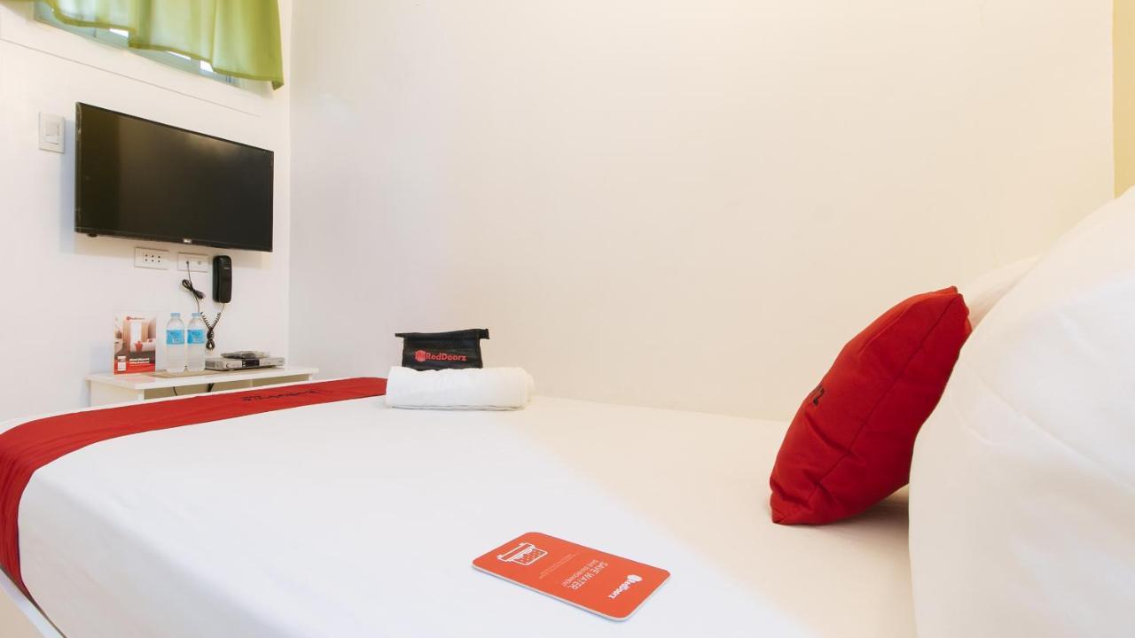 Reddoorz Plus Near Lapasan Plaza Cagayan De Oro Eksteriør bilde